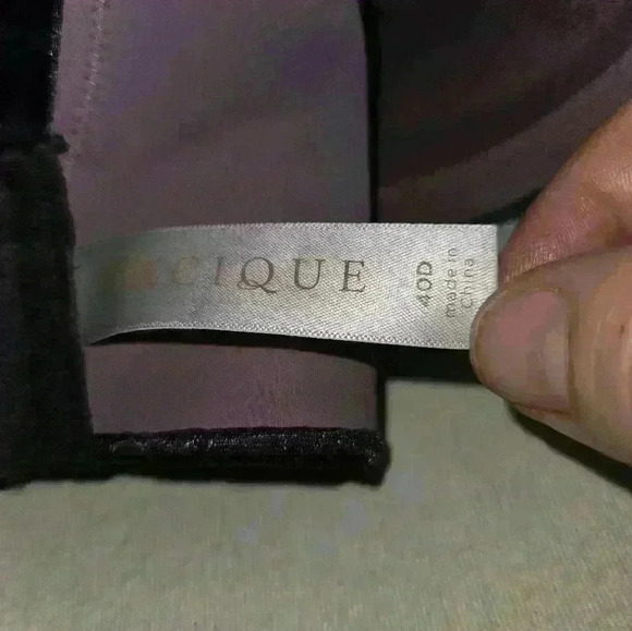 Cacique Womans Boost Plunge Bra Size 40D - Picture 13 of 14